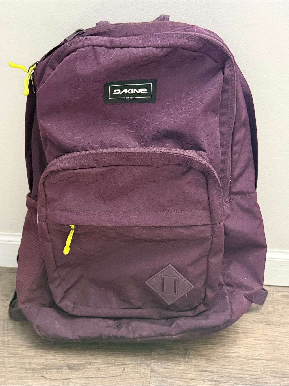 Dakine 365 Pack DLX 27L Purple Backpack Laptop School Bag NWT Condition